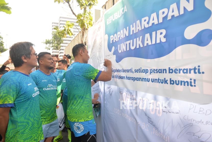 Suasana ajang ESGnow Movement Climate Run yang diselenggarakan Republika pada Ahad (28/9/2025) pagi WIB di Jakarta.