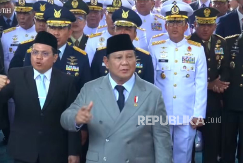 Presiden RI Jenderal (Purn) Prabowo Subianto memimpin upacara Hari Kesaktian Pancasila di Monumen Pancasila Sakti, Kecamatan Cipayung, Jakarta Timur, Rabu (1/10/2025).