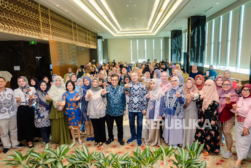Wamenkomdigi Nezar Patria menjadi pembicara pelatihan bertema Social Selling: Kunci Sukses UMKM 2025.