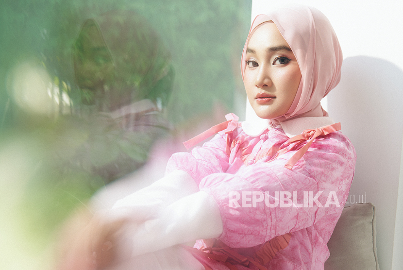 Fatin Shidqia, dari Rekaman Sampai Belajar Menulis Lirik Sendiri di Album Cerita Kita