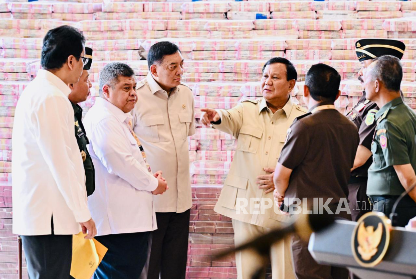 Prabowo Hadiri Langsung Penyerahan Barang Bukti Rp 13 Triliun, Akademisi: Bukti Pemerintah Serius