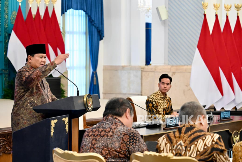 Prabowo Ungkap Kebiasaan Suka Telepon Menteri Malam dan Pagi Hari