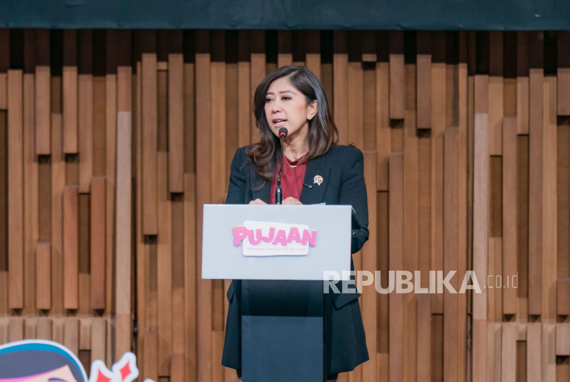 Menteri Komunikasi dan Digital Republik Indonesia Meutya Hafid, pada saat memberikan sambutan dalam acara PUJAAN Vol. 4.