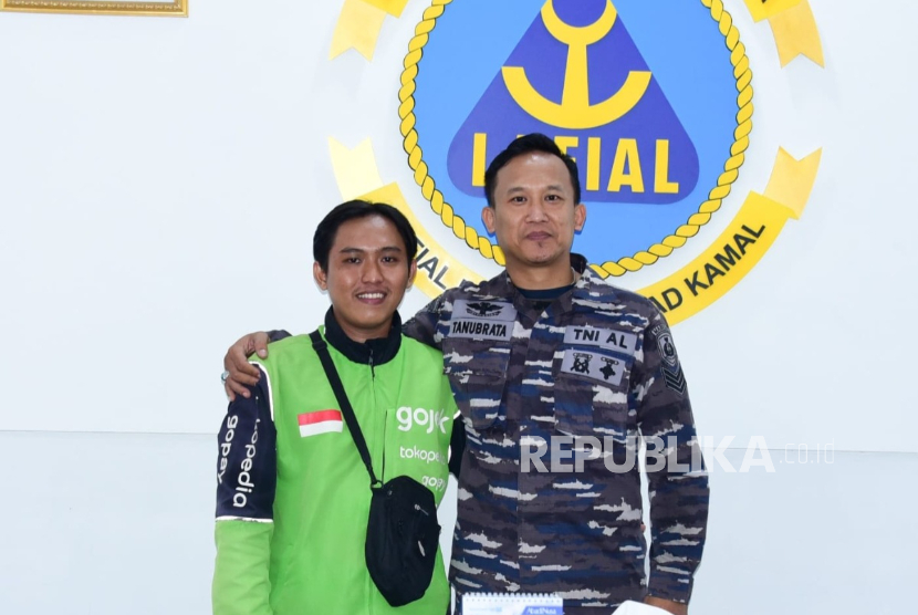 Pengemudi ojol dan prajurit TNI AL sudah berdamai, setelah ribut di jalan raya kawasan Grogol, Jakarta Barat, Rabu (22/10/2025).