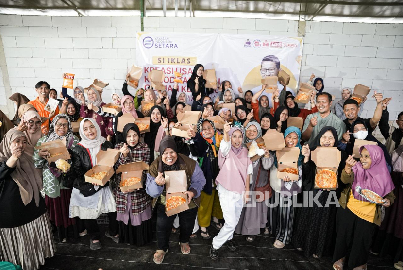 Jurus Sandiaga Ajak Emak-Emak Garut Buka Usaha Rumahan