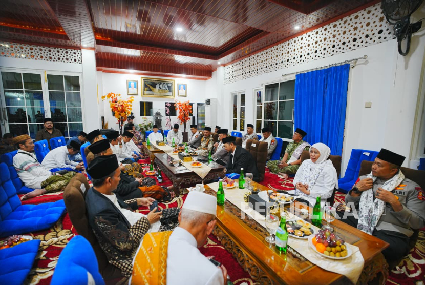 Kapolri Jenderal Listyo Sigit Prabowo bersilaturahmi ke Pondok Pesantren (Ponpes) An-Nur II Al-Murtadlo, Kecamatan Bululawang, Kabupaten Malang.