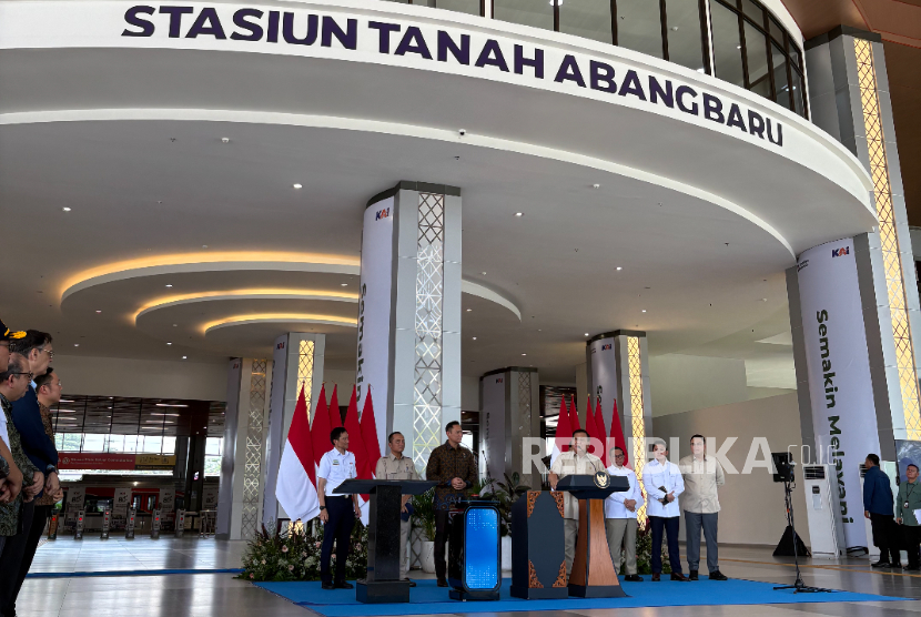 Bukan Surabaya, Prabowo Ingin Bangun Whoosh Rute Jakarta-Banyuwangi