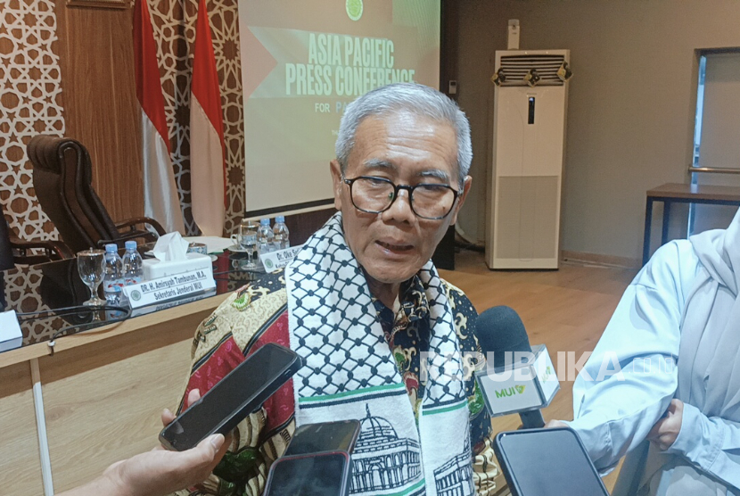 Ketua Majelis Ulama Indonesia (MUI) Bidang Hubungan Luar Negeri dan Kerja Sama Internasional Prof Sudarnoto Abdul Hakim, Jumat (31/10/2025).