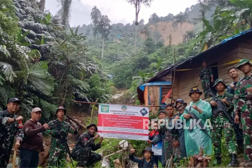 Yonif 315/Garuda dan Kemenhut Sikat Tambang Ilegal di Gunung Halimun Salak