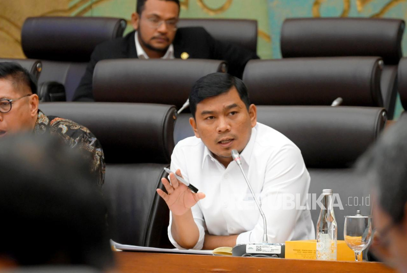 Ketum Projo Ingin Gabung Gerindra, Rocky: Partai Bukan Tempat Persinggahan