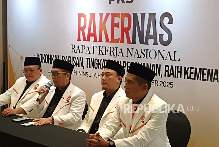 Presiden PKS Apresiasi Soeharto Pahlawan Nasional: Peran Besar G30S/PKI