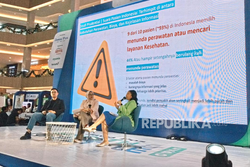 Chief Customer Marketing Officer Prudential Syariah, Vivin Arbianti Gautama, dalam Insightful Talkshow di Jawa Pos Health and Lifestyle Expo 2025 bertema “Protecting What Matters Most: Your Health, Your Future, Your Legacy”.