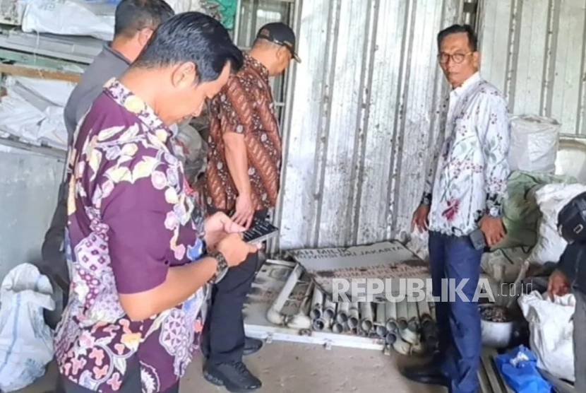Aset Pemprov DKI Jakarta di Jalan Delima 4, Perum BTN 1 dan 2, RT 007 RW 03 Kembangan Utara, dirusak dan dijual pelaku LP. ah
