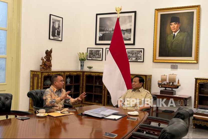 Prabowo dan Dasco Bertemu di Istana: Bahas Olahraga, Hilirisasi, Hingga Keamanan