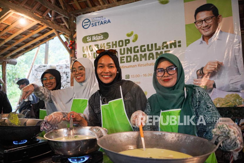 Buka Lapangan Kerja, 50 Ibu-Ibu Dilatik Buat Olahan Edamame