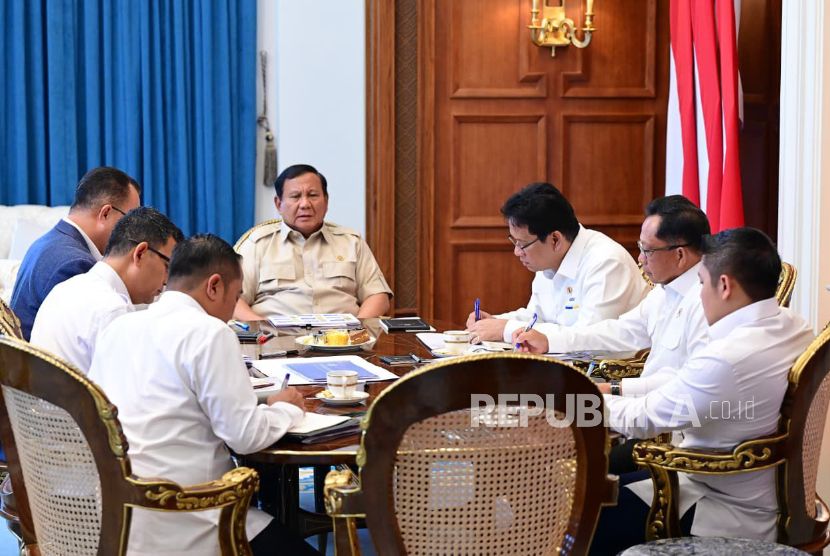 Tito Ungkap 56 Mahasiswa Papua di Luar Negeri Tunggak Biaya, Ditanggung LPDP