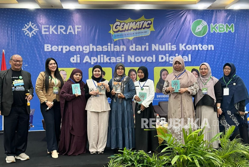 Puluhan peserta mengikuti Workshop Konten Digital Ekraf yang dirangkaikan dengan Kopdar KBM Medan.
