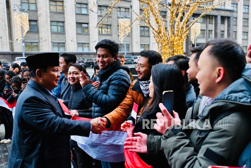 Di Tengah Dingin, Diaspora Indonesia Sambut Hangat Kedatangan Prabowo