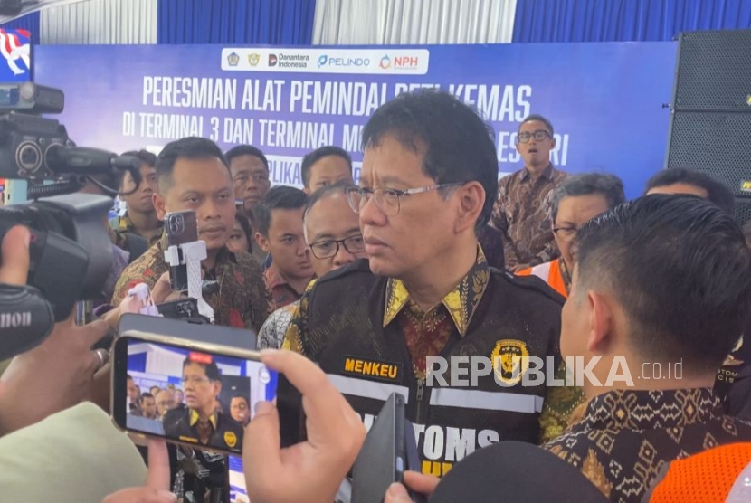 Purbaya Sebut Perlu Investasi Rp 45 Miliar untuk Kembangkan Sistem IT di Bea Cukai