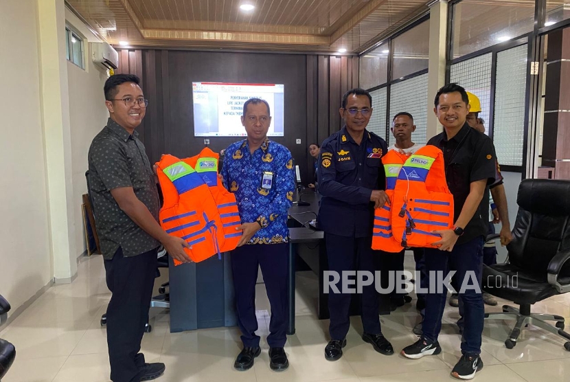 Penumpang Nataru Membeludak, Ini Persiapan Pelindo Demi Keamanan Pelayaran