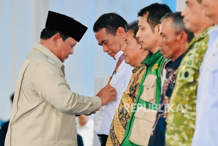 Sebut Ridwan Kamil Gubernur Jabar, Mentan Amran Minta Maaf ke Dedi Mulyadi