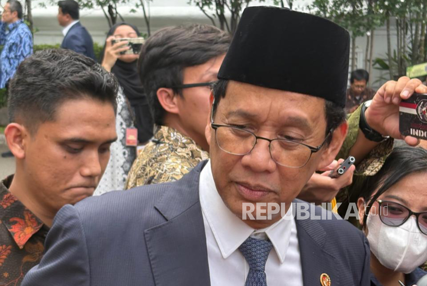 Menkeu Purbaya Janjikan IHSG Pekan Depan Pulih, Bakal Datangi BEI