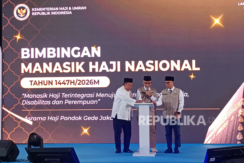 Menteri Haji dan Umrah (Menhaj) M Irfan Yusuf (Gus Irfan) memaparkan empat program strategis penyelenggaraan haji nasional dalam acara pembukaan Bimbingan Manasik Haji Nasional 2026 yang digelar di Asrama Haji Pondok Gede, Jakarta Timur, Rabu (11/2/2026).