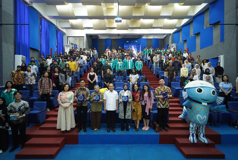 Kegiatan talkshow bertajuk “Sustainability Mining for The Future: ESG Integration & Cross-Disciplinary Perspectives” yang digelar Vale Indonesia berssma Universitas Indonesia. 