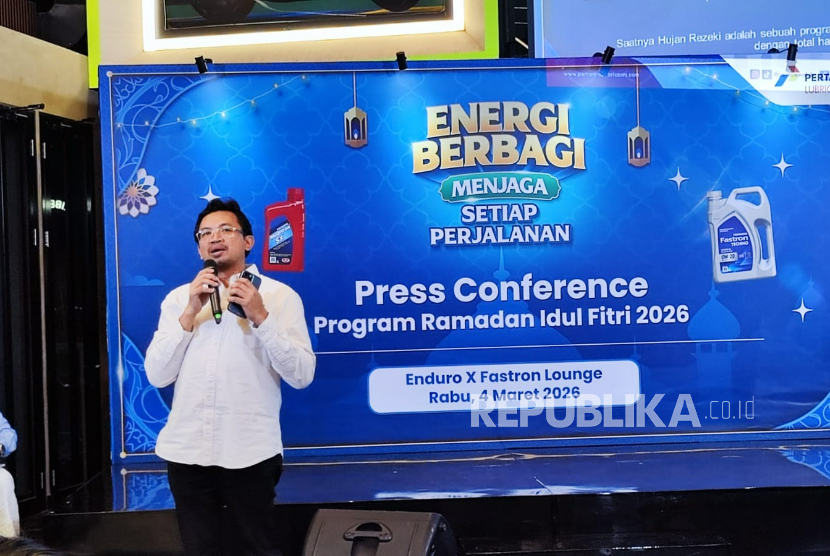 VP Marketing PT Pertamina Lubricants Nugroho Setyo Utomo memberikan penjelasan tentang program Ramadhan dan Idulfitri 2026 dari Pertamina Lubricants di Jakarta, Rabu (4/3/2026).