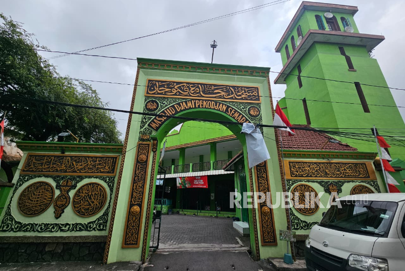 Suasana Masjid Djami Pekojan, Kota Semarang, Jawa Tengah saat Ramadhan, Jumat (6/3/2026).