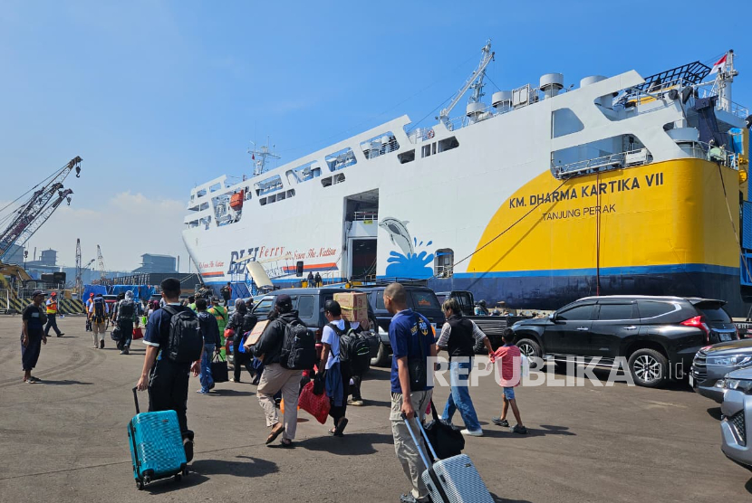 Suasana Terminal Penumpang Pelabuhan Tanjung Emas Semarang, Jawa Tengah, Rabu (11/3/2026).