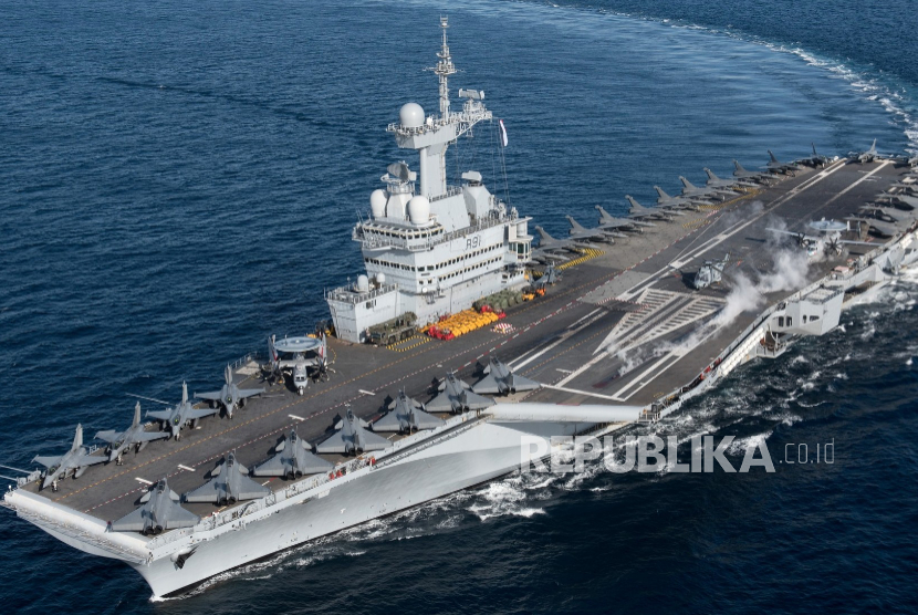 Kapal Induk Charles de Gaulle milik Marine Nationale (Angkatan Laut Prancis), 