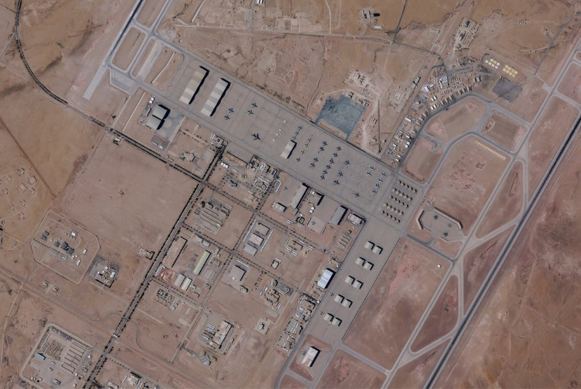 Pesawat-pesawat pengisi bahan bakar AS terparkir di Pangkalan Pangeran Sultan di Arab Saudi 