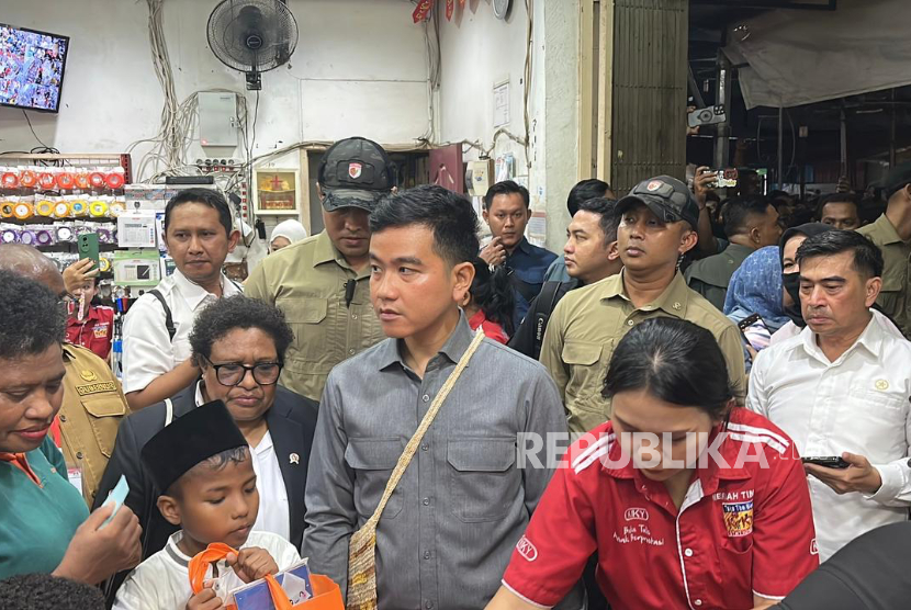 Bahaya Potongan Video Tanpa Konteks di Media Sosial dan Pengaruhnya pada Politik