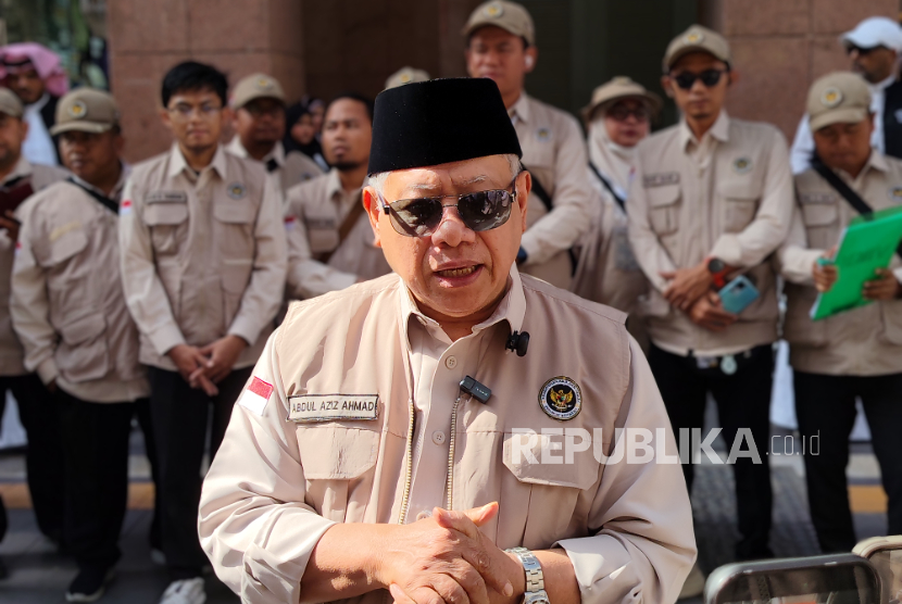 Duta Besar (Dubes) Indonesia untuk Arab Saudi, Abdul Aziz Ahmad, usai menyambut kedatangan calon jamaah haji Indonesia kloter pertama di Madinah, Rabu (22/4/2026).