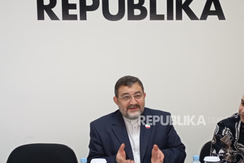 Delegasi Asing Sudah Pulang dan Ruang Udara Ditutup, Bagaimana Menlu RI ke Iran?