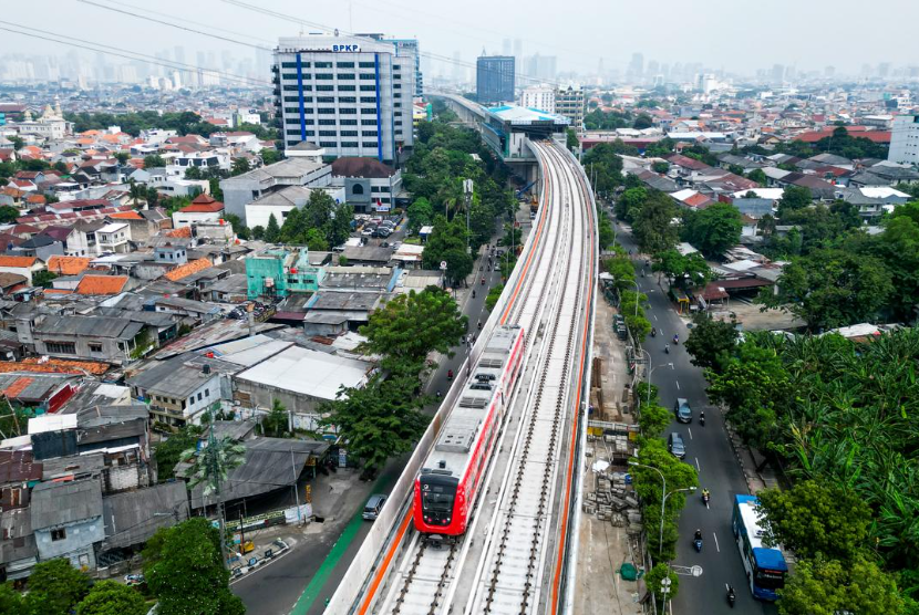 Pramono Pastikan LRT Jakarta Diperpanjang hingga Dukuh Atas, Ini Persiapan Jakpro