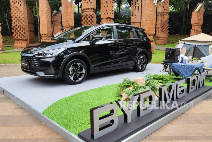 Harga Resmi BYD M6 DM Diumumkan, Mulai Rp 298 Juta OTR Jakarta