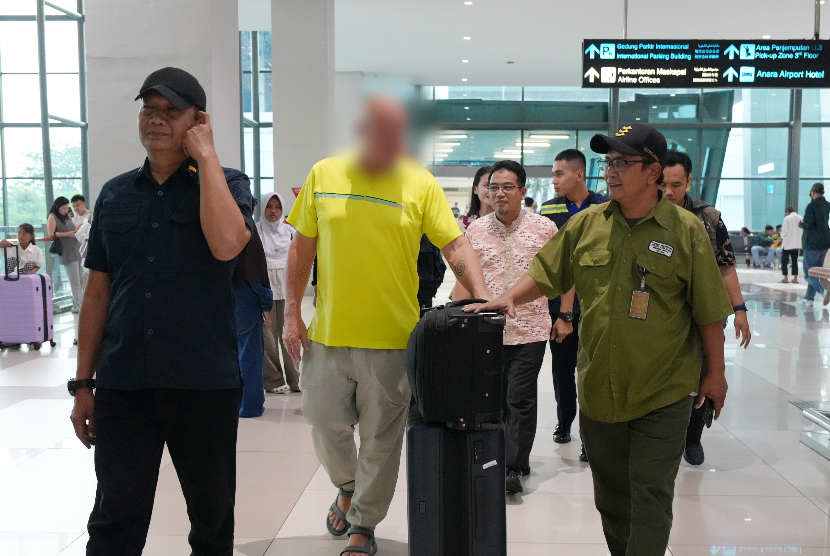 Ganggu Ketertiban Umum di Sukabumi, WNA Dideportasi
