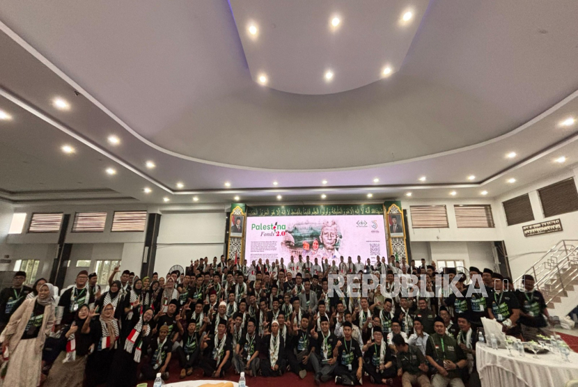 Silaturahim Nasional (Silatnas) Lazisnu se-Dunia  di aula Ponpes Darul Ulum, Peterongan, Jombang pada Sabtu (29/08/2026).