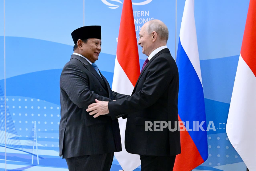 RI President Prabowo Subianto and Russian President Vladimir Putin meet in Vladivostok, Russia, Thursday (3/8/2026).