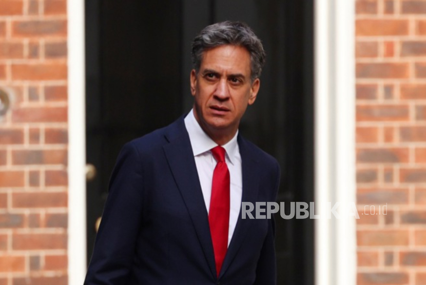 Menteri Luar Negeri Inggris Ed Miliband tiba untuk menghadiri rapat kabinet di London, Inggris, 1 September 2026. 