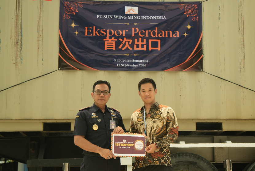 PT Sun Wing Ming Indonesia, perusahaan yang berlokasi di kawasan industri di Kecamatan Tengaran, Kabupaten Semarang, melepas ekspor perdana produknya ke Amerika Serikat pada Kamis (17/9/2026).