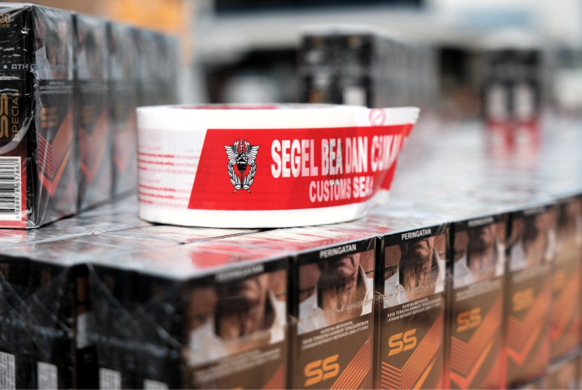 Gelar patroli laut dan operasi cukai pada bulan September lalu, Bea Cukai Batam menindak 506.477 batang rokok ilegal dengan perkiraan nilai barang mencapai Rp753,2 juta, dan mengamankan potensi kerugian sebesar Rp493,6 juta.