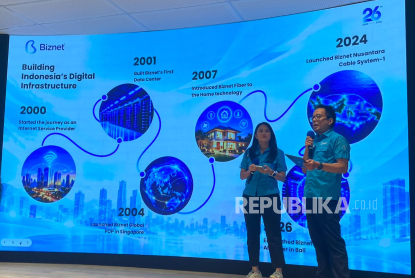 Vice President Territory Jakarta Biznet Yasmin Unsulangi dan Senior Manager Marketing Adrianto Sulistyo dalam agenda Media Gathering Biznet 26th Anniversary di Midplaza, Jakarta, Rabu (7/10/2026). 