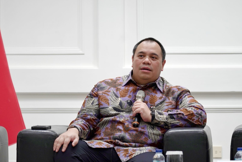  Chief Investment Officer (CIO) Danantara Indonesia Pandu Sjahrir angkat bicara mengenai kepemilikan sahamnya di salah satu perusahaan sekuritas yang dijatuhi sanksi oleh Otoritas Jasa Keuangan (OJK).  (ilustrasi)