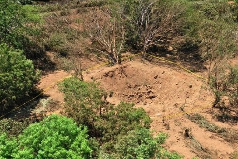 A chunk of meteorite causes a crater when it hit a location in Nicaragua.  (Illustration)