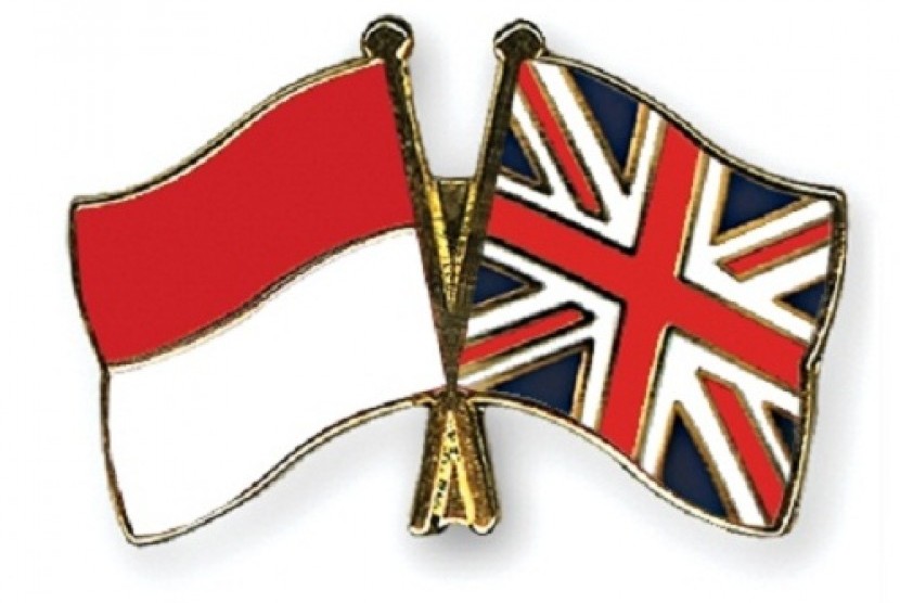 A delegation of companies from the UK visits Indonesia and has keen interest on energy and power sector in Indonesia. (Indonesia and British flags)   