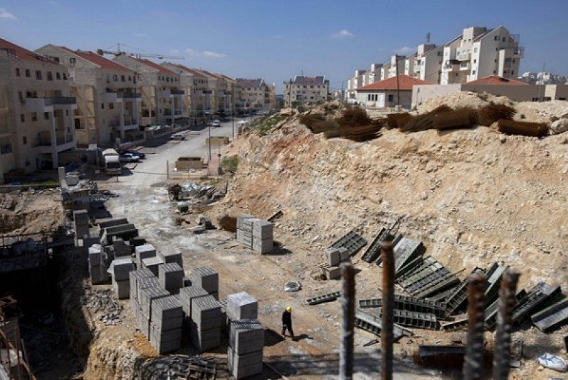 A general view of a construction site in the West Bank Jewish settlement of Modiin Illit. Israel approves the construction of 3,000 homes in Jewish settlements in the West Bank and east Jerusalem, a government official says.  