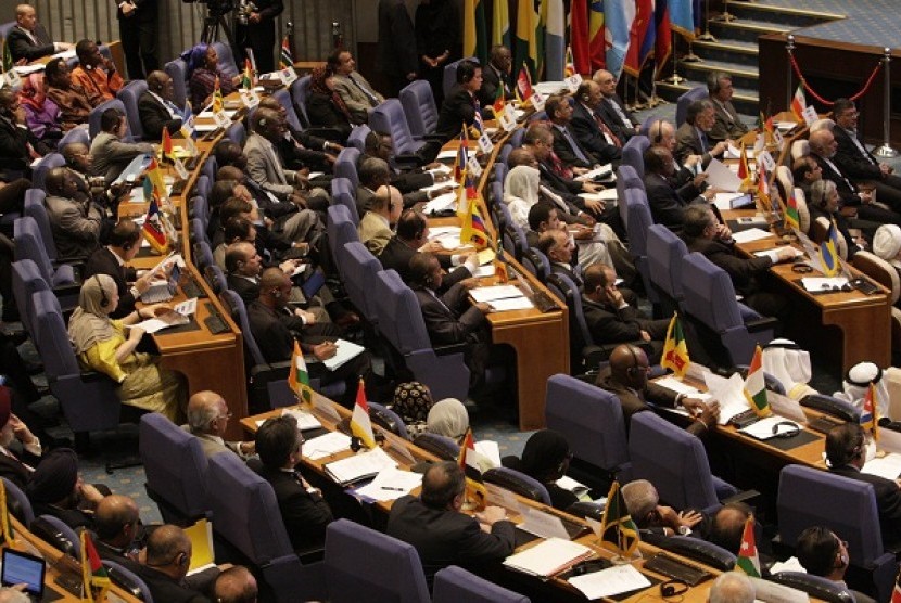 A ministers meeting of the Non-Aligned Movement, NAM, takes place in Tehran, Iran, Tuesday, Aug. 28, 2012. Iran is currently hosting a weeklong gathering of the 51-year-old movement, which ends Friday.  